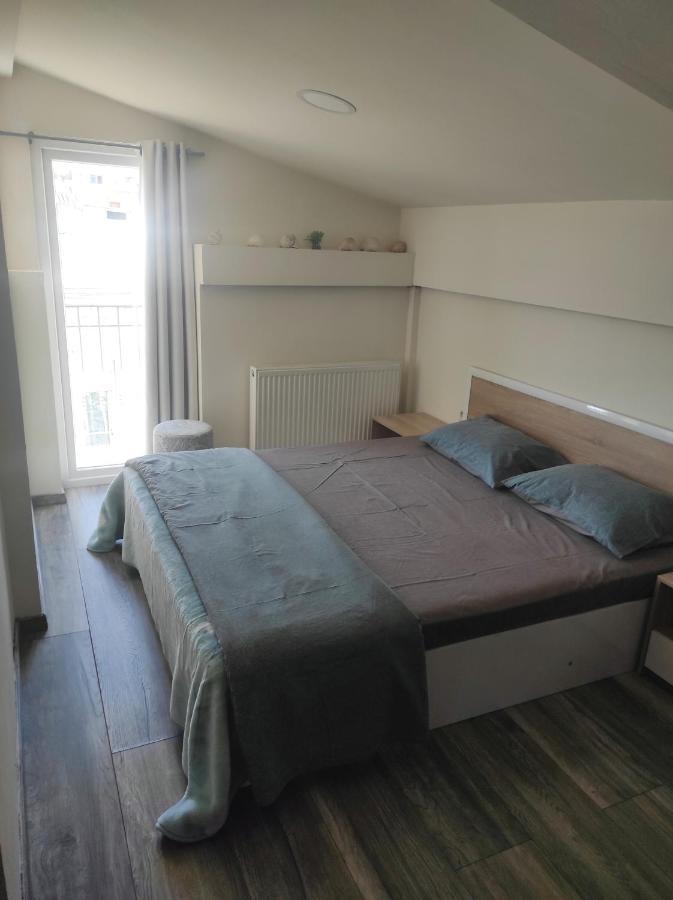 Appartement Σοφίτα Καλλύνω à Thessalonique Extérieur photo